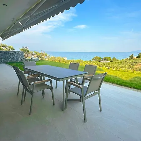 Eleopetra Halkidiki Ágios Nikólaos