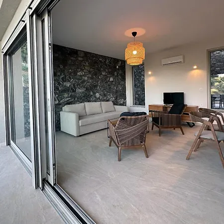 Eleopetra Halkidiki * Ágios Nikólaos