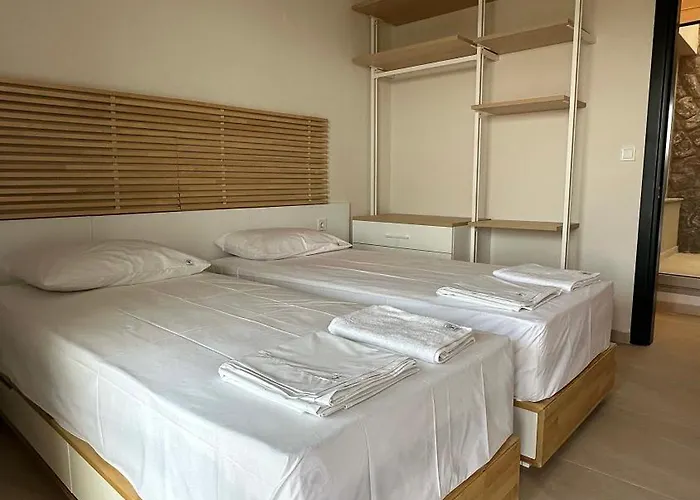 Eleopetra Halkidiki Agios Nikolaos (Chalkidiki)